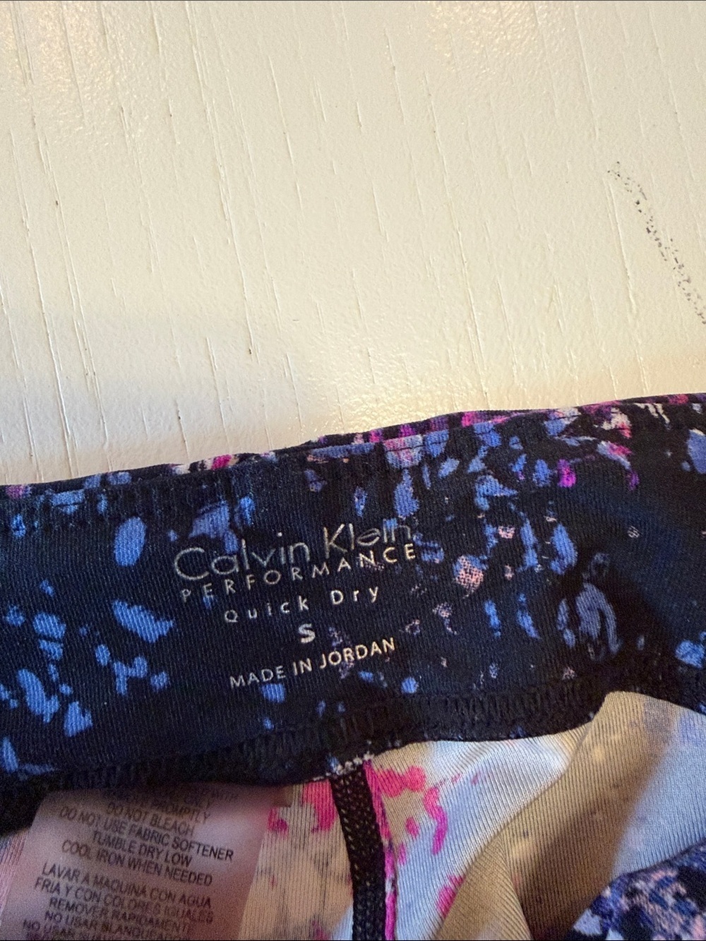 Calvin Klein Women's Performance Quick Dry Small Multi colored print Leggings - Picture 4 of 7